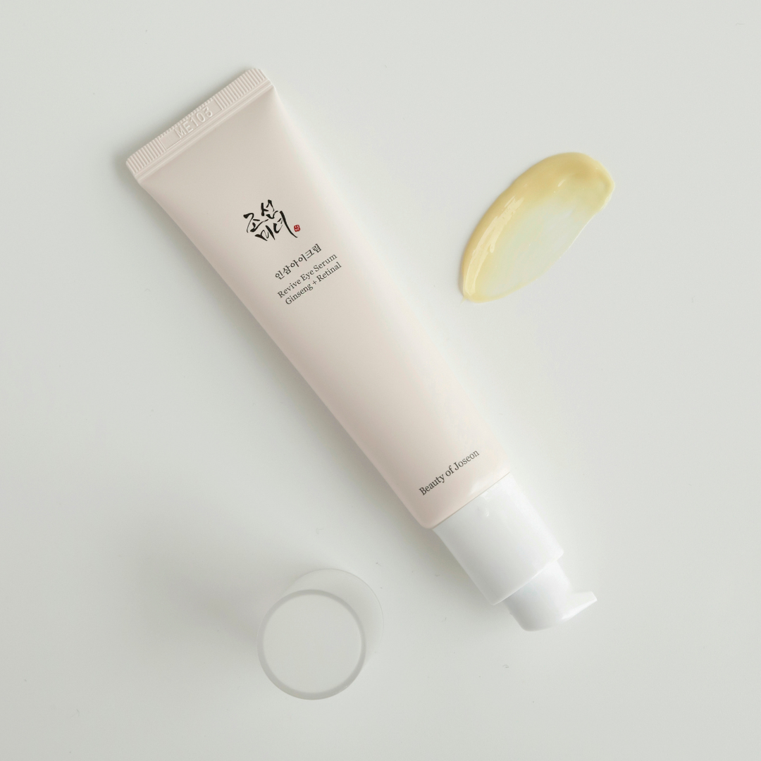 Herkällekin iholle sopiva, A-vitamiinia sisältävä Beauty Of Joseon Revive Eye Serum: Ginseng + Retinal -silmänympärysseerumi auttaa häivyttämään ikääntymisen merkkejä tehokkaasti.