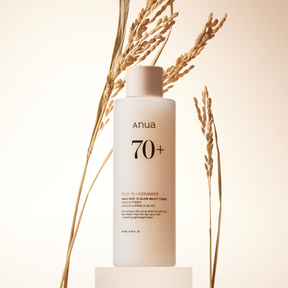 Kirkastava Anua Rice 70 Glow Milky Toner -kasvovesi auttaa palauttamaan ihon pH-tasapainon puhdistuksen jälkeen ja jättää ihon pehmeäksi, kosteutetuksi ja heleän näköiseksi.