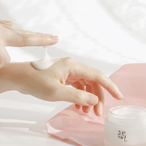 Beauty Of Joseon Dynasty Cream -kasvovoide sopii kaikille ihotyypeille, erityisesti kuivalle iholle.