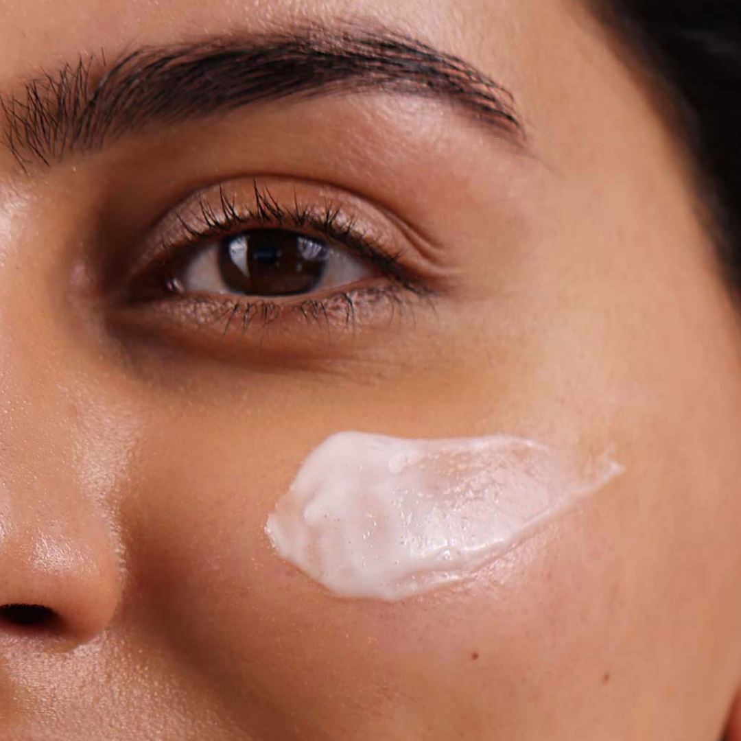 Rauhoittava ja suojaava Evolve Organic Beauty Pro+ Ectoin Soothing Cream -kasvovoide sopii erityisesti kuivalle ja herkälle iholle.