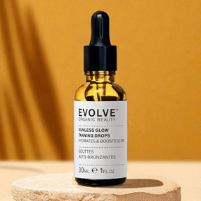 Päivettävät ja kosteuttavat Evolve Organic Beauty Sunless Glow Tanning Drops -itseruskettavat tipat 